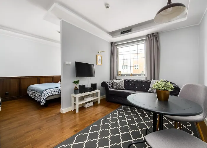 By Motlawa River & Old Town